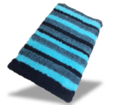 Vet Bed Xtra Soft - 3 color Paws latex anti-slip 150 x 100 cm Stripes Blauw Zwart Vet Bed Xtra Soft - 3 color Paws latex anti-slip 150 x 100 cm Stripes Blauw Zwart